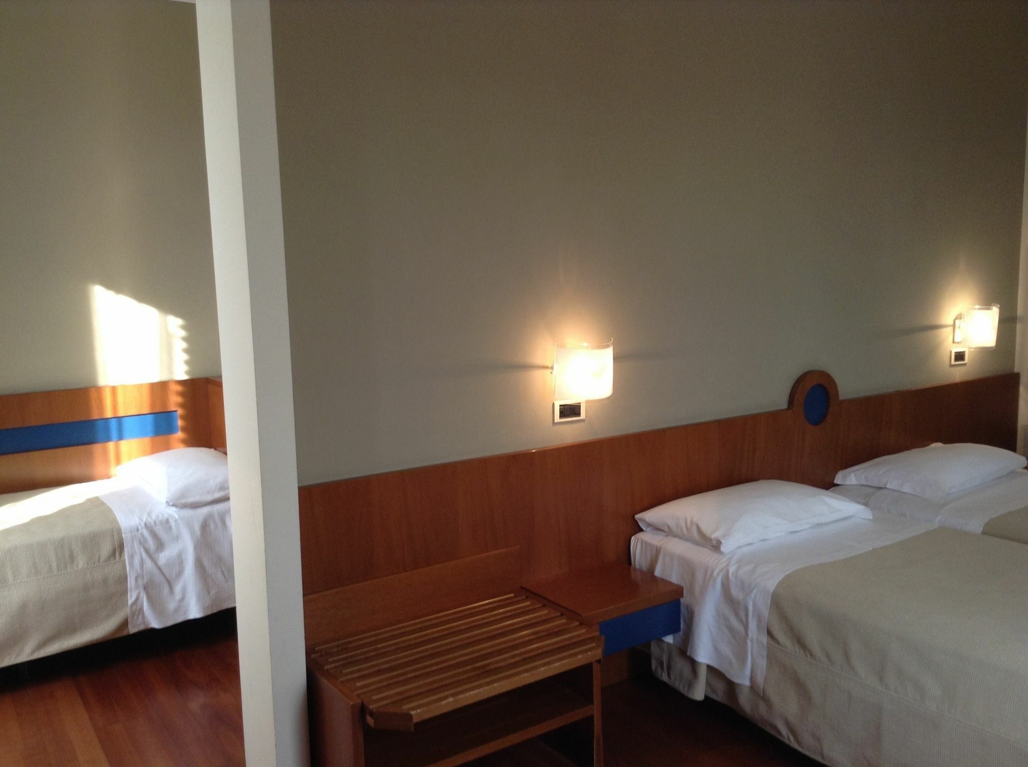וארסה City Hotel מראה חיצוני תמונה